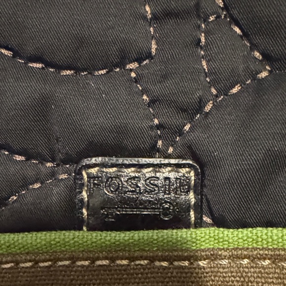 Fossil key quilted laptop bag - Picture 2 of 7